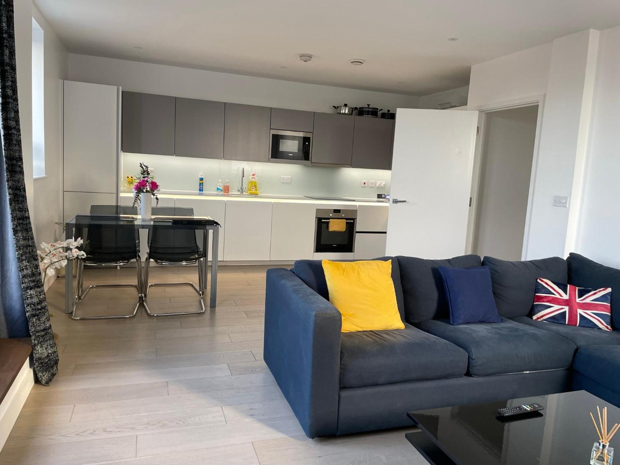 Modern & Spacious Penthouse In North London Lejlighed Eksteriør billede